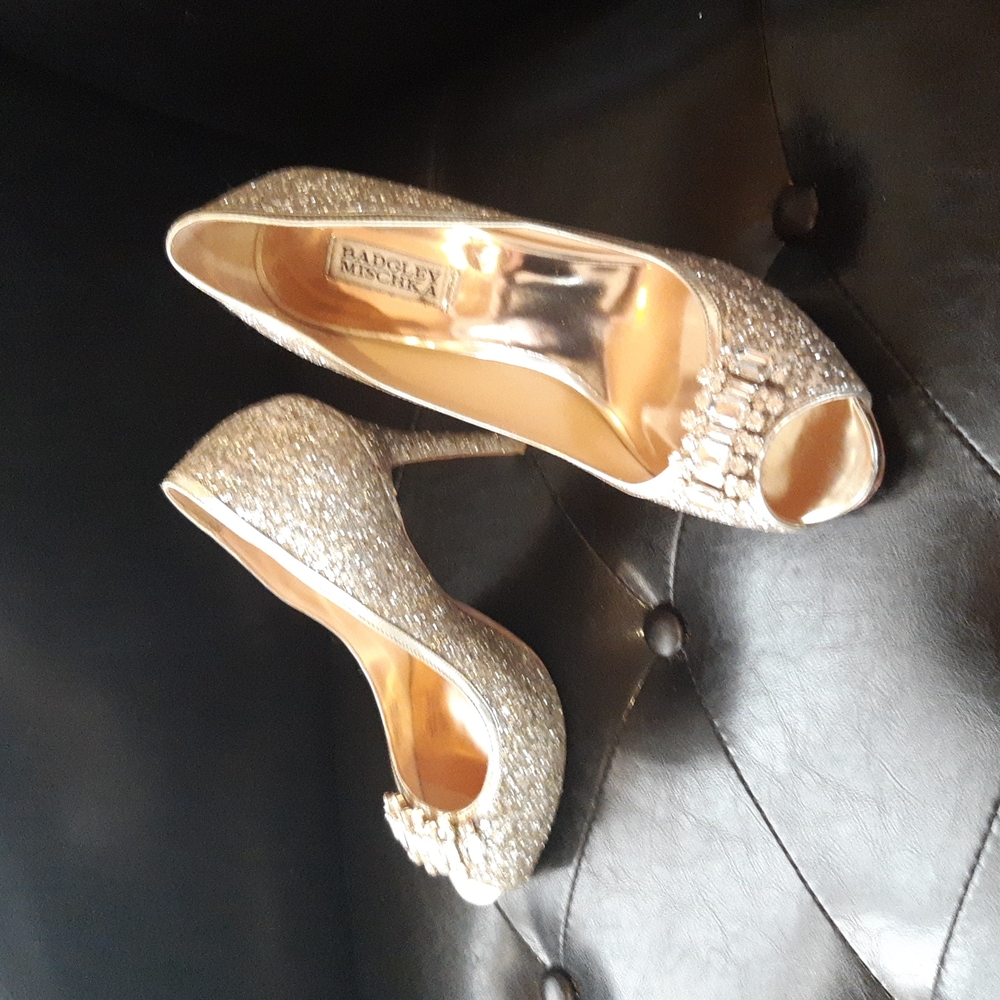 Badgley Mischka size 9.5 heels - Picture 13 of 16